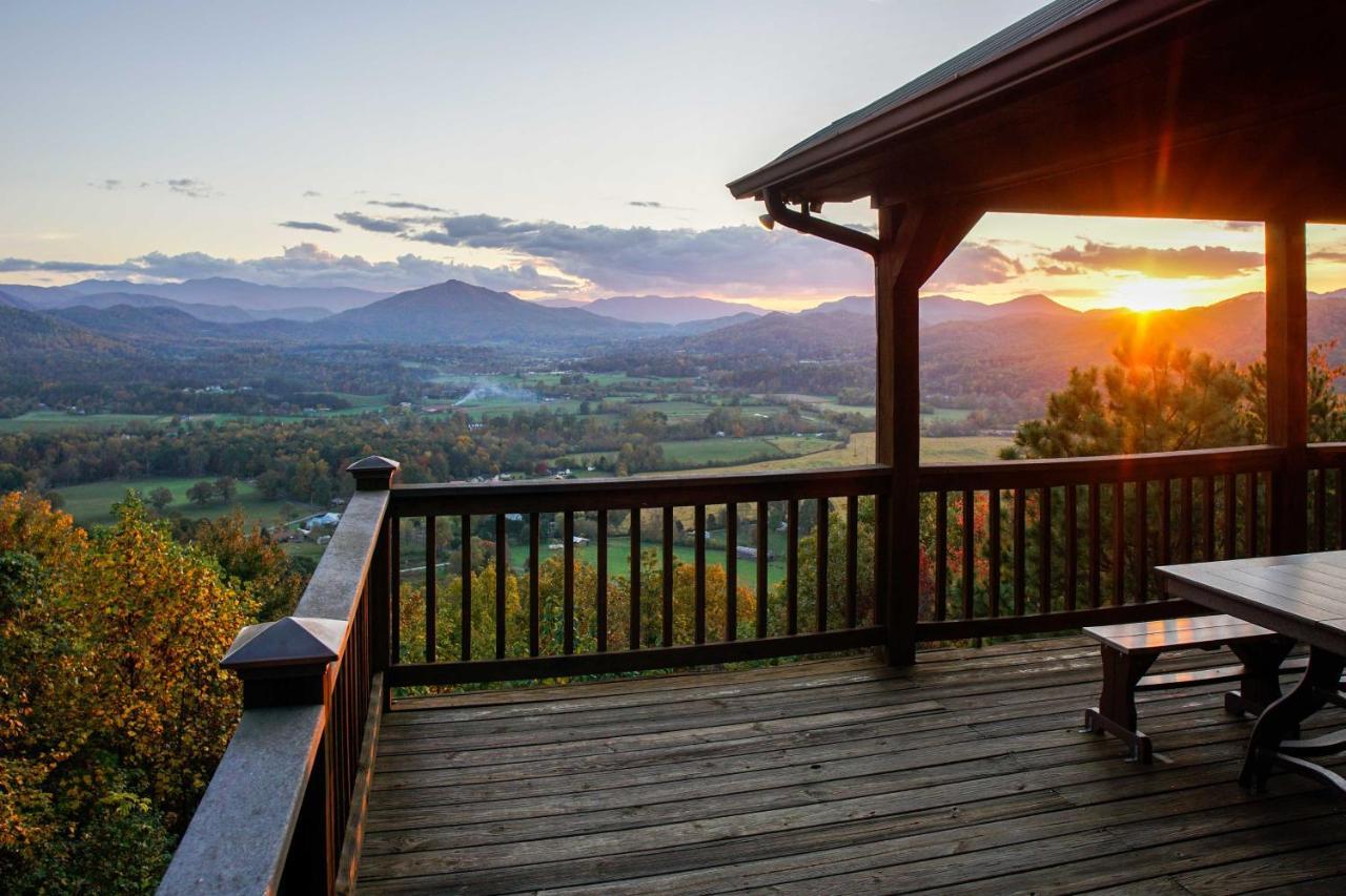 Villa Smoky Mountain Retreat With Hot Tub, Arcade Games Pigeon Forge Esterno foto