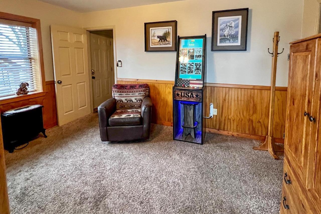 Villa Smoky Mountain Retreat With Hot Tub, Arcade Games Pigeon Forge Esterno foto
